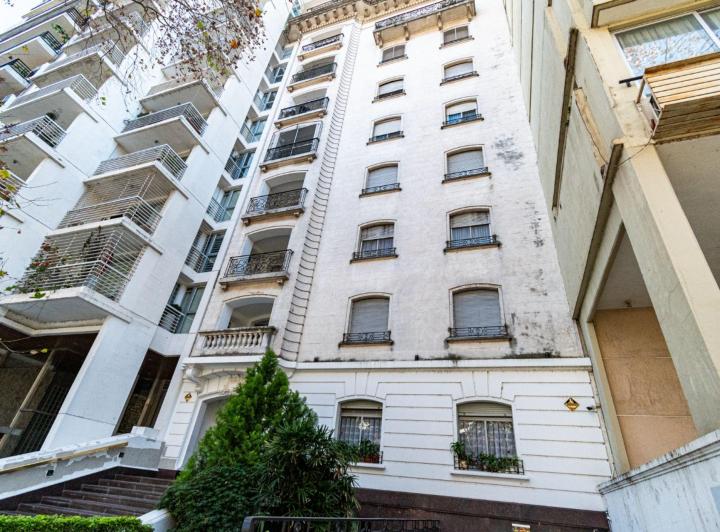 Departamento · 128m² · 6 Ambientes · 1 Cochera