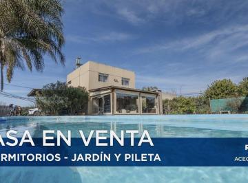 Casa · 130m² · 5 Ambientes · Venta Casa en Las Acequias 3 Dorm.