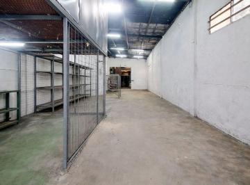 Bodega-Galpón · 256m² · Galpón en Venta Berazategui