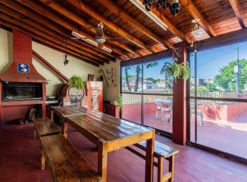 Casa · 165m² · 3 Ambientes · 1 Cochera · 3amb con Dependencia y Playroom/multiuso Luminosa