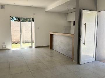 Casa · 80m² · 3 Ambientes · 1 Cochera · Venta/ Casa/ Moderna/ a Estrenar/ Apta Crédito