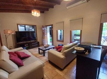 Casa · 176m² · 11 Ambientes · 2 Cocheras · Venta/casa Moderna/b° Pizzurno/3 Dorm./serv.