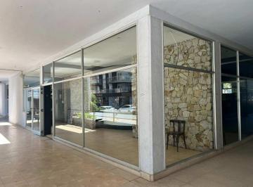 Local comercial · 52m² · Venta Local Pinamar Centro, Excelente Ubicación.