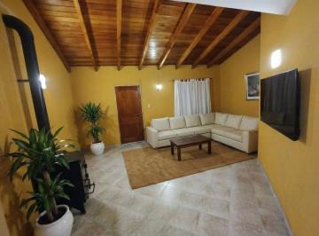 Casa · 242m² · 5 Ambientes · 1 Cochera · Venta Casa 2 Dorm. Mayu Sumaj Cordoba