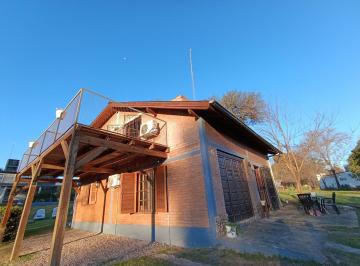Casa · 110m² · 6 Ambientes · 2 Cocheras · Venta Casa C/2 Dptos en Santa Rosa Calamuchita Cba