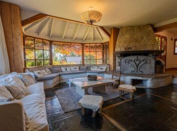 Casa · 371m² · 8 Ambientes · 2 Cocheras · Casa en Venta - San Ignacio del Cerro - Bariloche