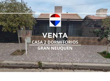 Casa · 144m² · 4 Ambientes · 1 Cochera · Venta Casa 2 Dorm. - Neuquen