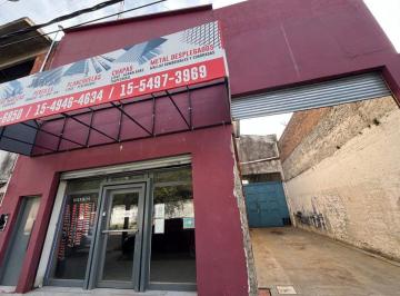 Bodega-Galpón · 320m² · Galpón, Local, Oficina en Lanús Oeste. Oportunidad