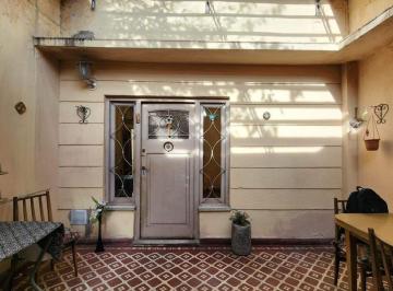 PH · 70m² · 3 Ambientes · PH Tipo Casa 3 Amb C/ 2 Patios, Terraza y Quincho