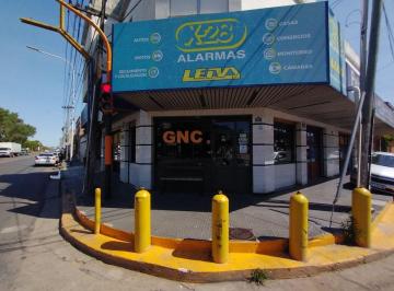 Local comercial · 208m² · 8 Cocheras · Venta Local Comercial en PH / Ubic. Avellaneda