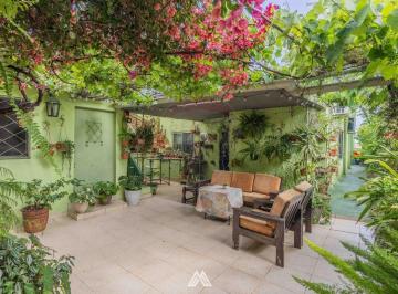 Casa · 121m² · 4 Ambientes · 1 Cochera · Venta Casa 3 Dorm. Garaje Fondo en Cerrito