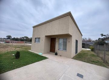Casa · 71m² · 3 Ambientes · Casa en Venta Zarate