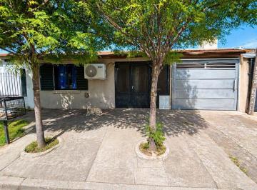 Casa · 150m² · 4 Ambientes · 1 Cochera · Casa en Venta en Pergamino