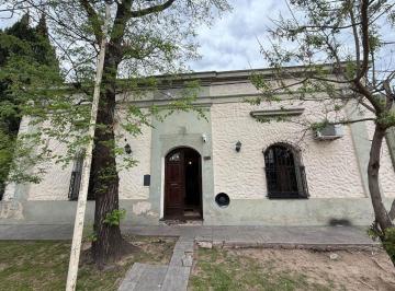 Casa · 153m² · 3 Ambientes · 1 Cochera · Casa en Venta en Pergamino Estilo Colonial
