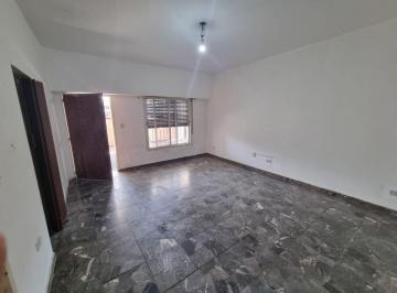 Casa · 123m² · 3 Ambientes · 1 Cochera · Venta Casa Grand Bourg a Refac Local Apto Credito