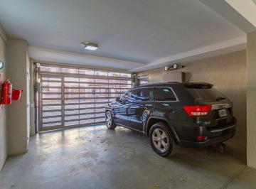 Garage · Cocheras en Venta en Parque Chacabuco.