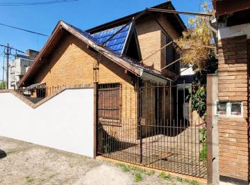 PH · 83m² · 4 Ambientes · 1 Cochera · Venta Casa 4 Amb Palomar Garage Apto Crédito