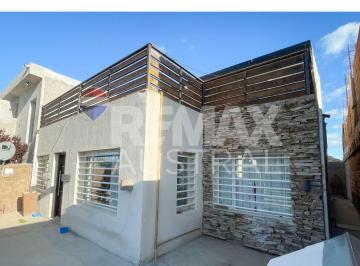 Casa · 173m² · 4 Ambientes · Casa 3 Dorm 2 Baños Ciudadela Apta Cred. Hipotecar