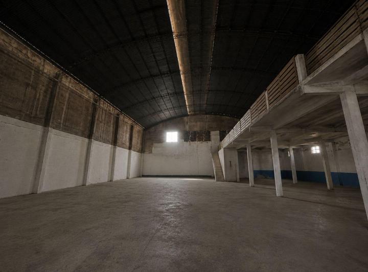 Bodega-Galpón · 1995m²