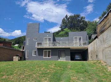 Casa · 120m² · 3 Ambientes · 1 Cochera · Casa 2 Dorm con Gran Patio Bialet Masse