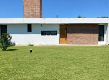 Casa · 100m² · 4 Ambientes · 1 Cochera · Casa en La Colonia Tirolesa 3 Dormi Amplio Lote
