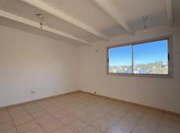 Casa · 124m² · 3 Ambientes · 1 Cochera · Venta Amplio Duplex 2dor Cuesta Colorada La Calera