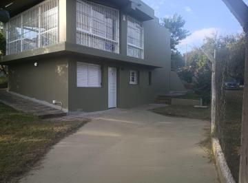 Casa · 160m² · 8 Ambientes · 2 Cocheras · Venta Casa 2 Dorm, Monoamb y Depto 1 Dorm Salsip