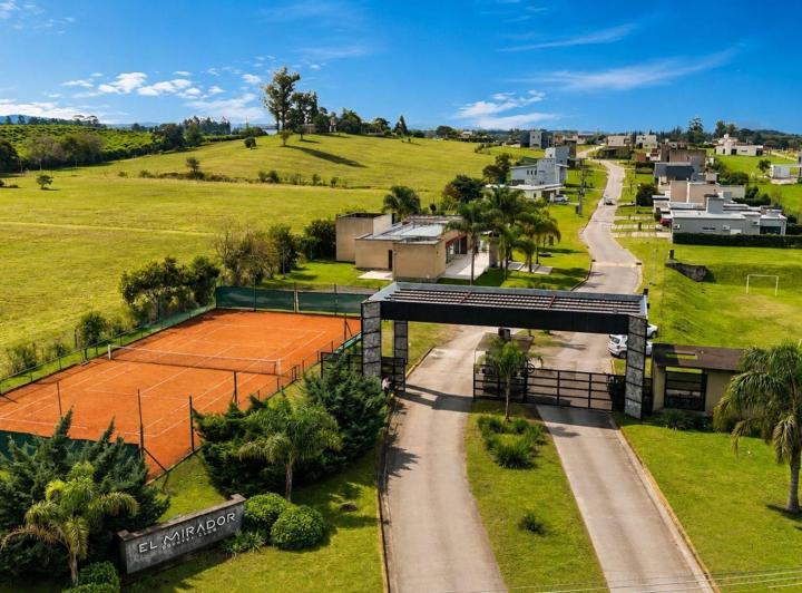Terreno · 431m²
