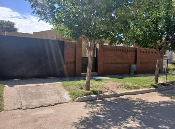 Casa · 87m² · 4 Ambientes · Venta de Casa en La Ciudad de La punta (San Luis)