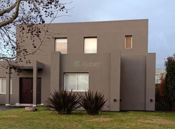 Casa · 200m² · 5 Ambientes · 2 Cocheras · Casa en Venta en Ayres Plaza, Pilar, G. B. a. Zona Norte