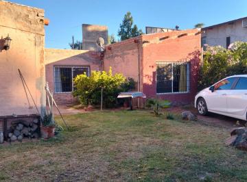 Casa · 160m² · 6 Ambientes · Venta de Casa Apta Crédito, Las Heras, Mendoza.