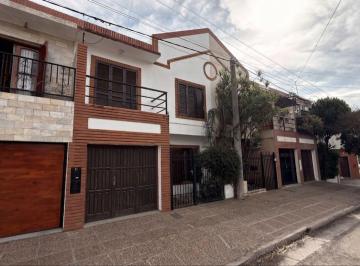 Casa · 90m² · 4 Ambientes · 1 Cochera · Departamento Duplex 3 Dorm. Cochera Cerrada Paraná
