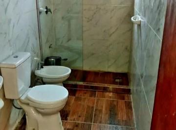 Casa en Alquiler de 3 ambientes La Loma · Casa en Alquiler
