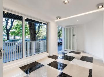 Local comercial , Caballito · Local Premium Frente a Plaza
