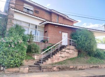 Casa · 247m² · 3 Dormitorios · Casa en Venta 3 Dorm en Barrio Paso de Los Andes