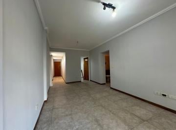 Departamento · 85m² · 4 Ambientes · 1 Cochera · Venta Departamento 4 Ambientes con Cochera y Balcon - 3 Dorm. - Alvear 350