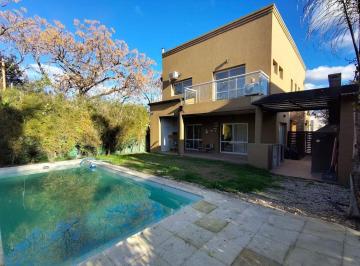 Casa de 6 ambientes, Berazategui · Casa en Venta 6 Ambientes, Barrio Cerrado Hudson Chico, Apto Crédito