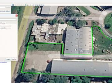 Bodega-Galpón , Córdoba · Galpon 1350 m con Playon Sobre Circunvalacion