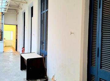 PH · 150m² · 5 Ambientes · Venta PH en Parque Patricios a Refaccionar!
