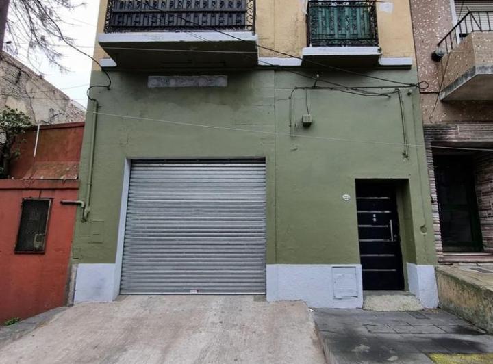 Casa · 183m² · 5 Ambientes · 2 Cocheras