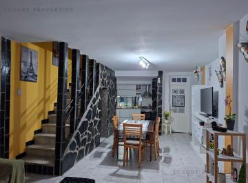 Casa · 93m² · 3 Ambientes · Casa en Liniers