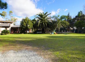 Casa · 160m² · 3 Ambientes · 5 Cocheras · Quinta en Francisco Alvarez con Piscina, Parque, Parrilla