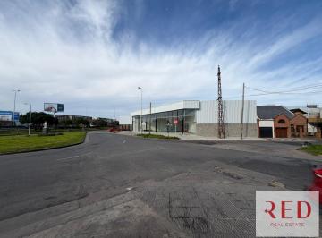 Local comercial · 637m² · Alquiler Local Comercial Ideal Concesionario - Automotor - Moron