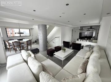 Departamento · 168m² · 6 Ambientes · 2 Cocheras · Excelente Piso en Triplex de 5 Ambientes