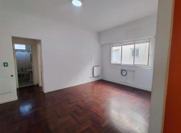 Departamento en Alquiler de 2 ambientes Almagro Sur · Amplio Departamento de 2 Ambientes en Hermosa Zona de Almagro