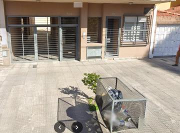 Garage , Lanús · Cochera en Remedios de Escalada. Alquiler