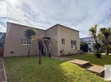 Casa · 116m² · 4 Ambientes · 1 Cochera · Casa en Venta en Una Planta en Barrio Cerrado El Hornero. Apta Crédito Hipotecario