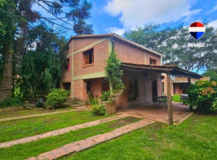 Casa · 170m² · 5 Ambientes