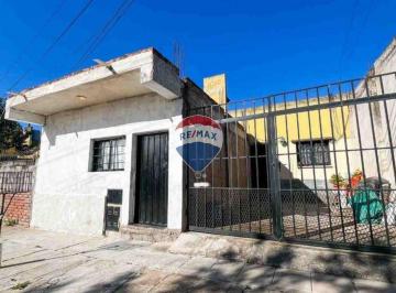 Casa · 130m² · 6 Ambientes · 1 Cochera · Venta Casa 4 Dorm. B° Bicentenario Alto C.