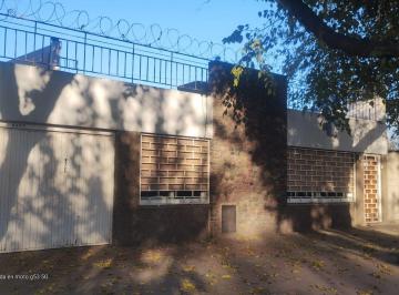 Casa · 150m² · 4 Ambientes · 1 Cochera · Casa 2 Dorm, 2 Baños Terraza 4ta Seccion Ciudad